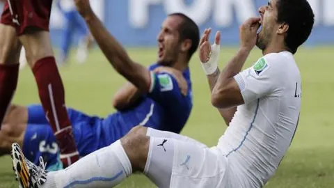 西班牙传奇门将纳瓦斯正式告别绿茵场